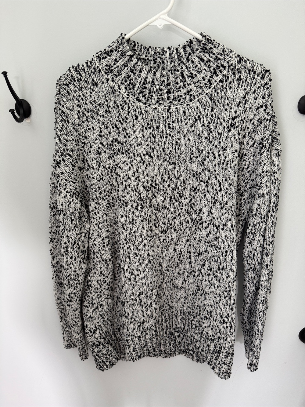NWT Loft Outlet Womens Black & White Marled Knit Sweater